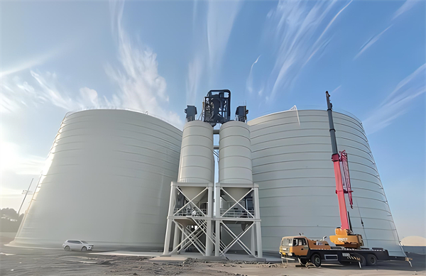 龙湖大型钢板库